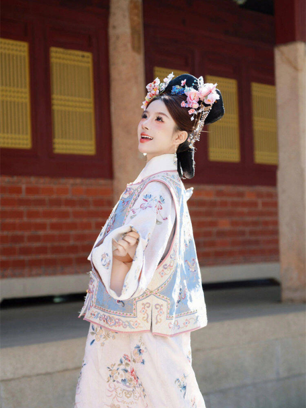 Hanfu από τη δυναστεία Τάνγκ – πλήρες σετ για φωτογράφηση, πολυεστερές με σπαντέξ, τεσσάρων εποχών, φαρδιά μανίκια, χωρίς γιακά, δυναστεία Τάνγκ