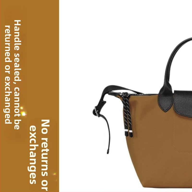 Torba u obliku knedle od kraft papira, gradski minimalistički stil