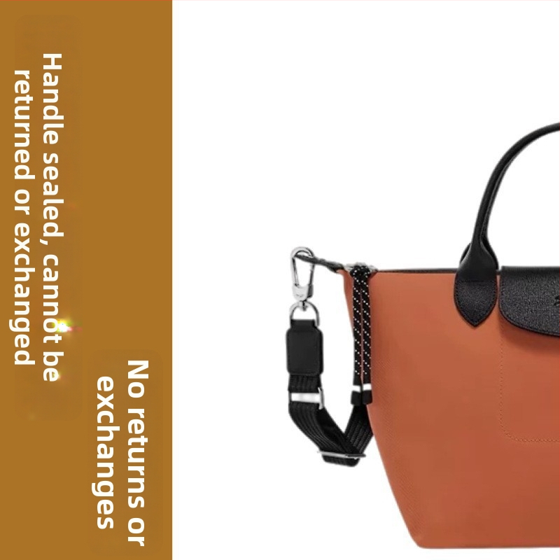 Torba u obliku knedle od kraft papira, gradski minimalistički stil