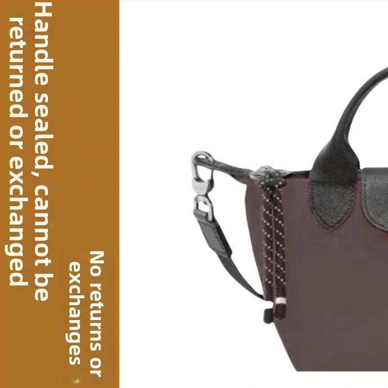 Torba u obliku knedle od kraft papira, gradski minimalistički stil
