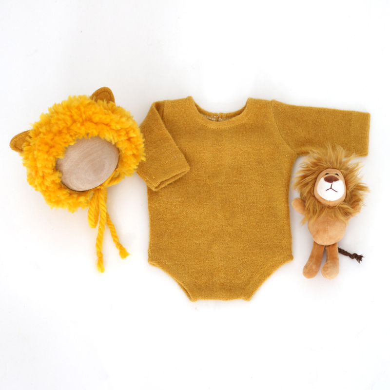 Set za fotografiranje novorođenčadi: plišani lav, kapa i bodi; unisex, 0–1 godina, 80% poliester, mekana obrada tkanine