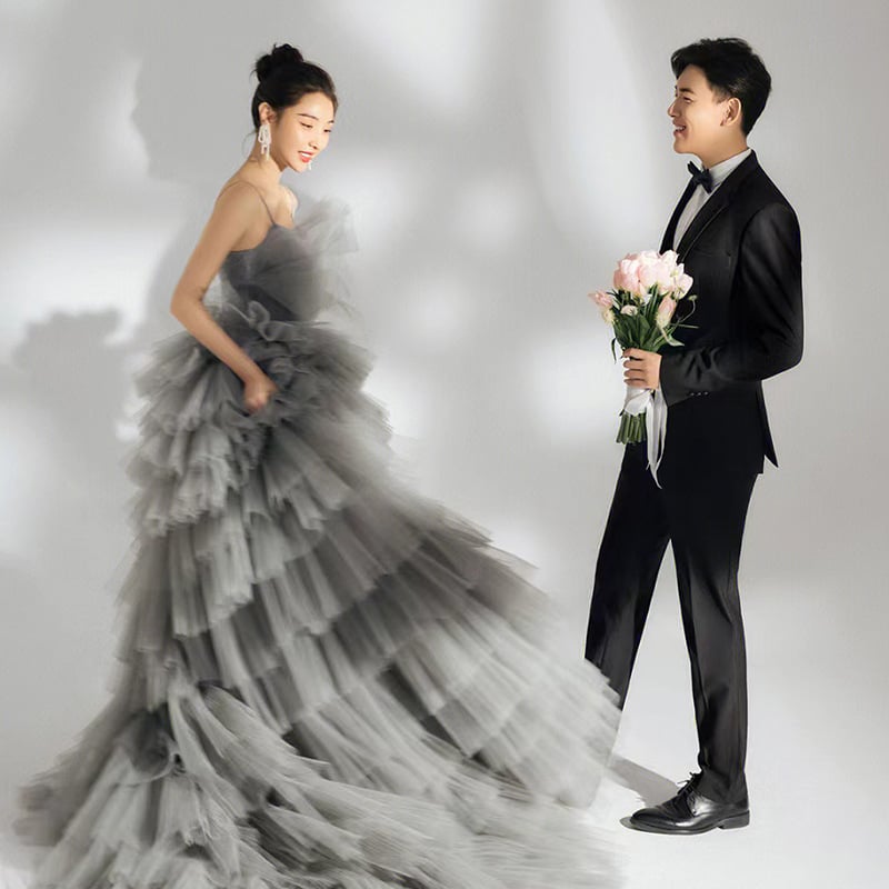 Váll nélküli esküvői ruha, tütüs szoknya, magas derék, poliészter anyag