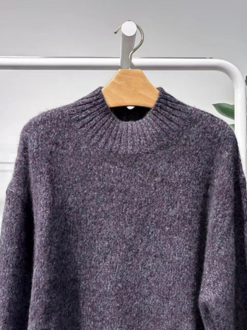 Kašmir pulover s kapuljom, jednofarbeni, okrugli izrez, dugi rukavi, sadržaj kašmira 30-50%, zima 2025