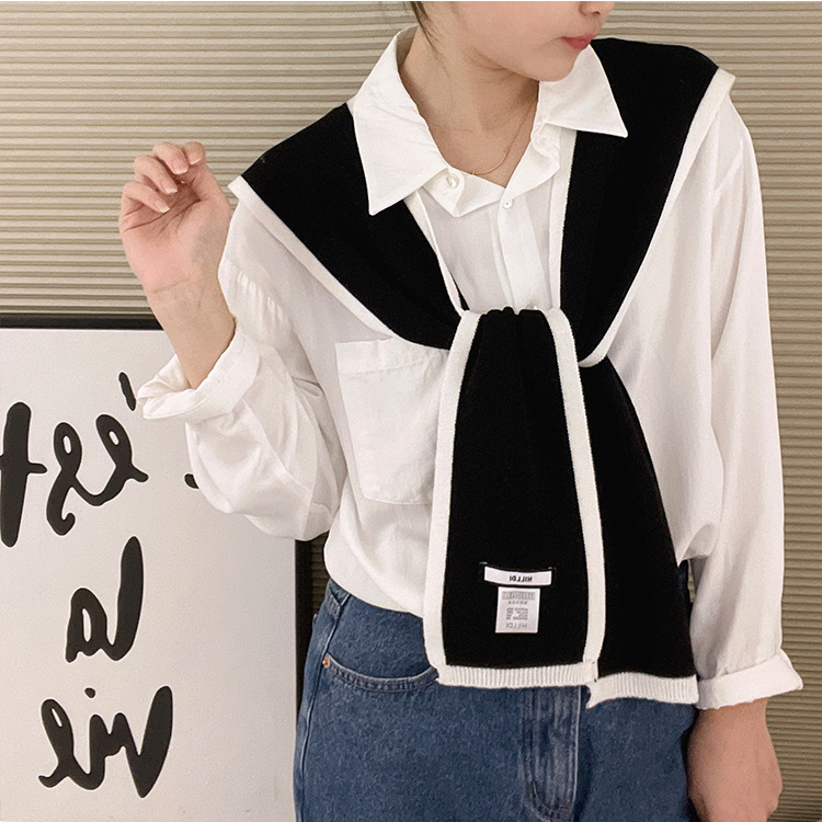 Kötött sál színpár mintával, 43 cm széles, Jacquard szövés, alapfonal, melegen tart