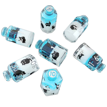 D20 kockák gyantából – elixír üvegben D&D és RPG játékokhoz