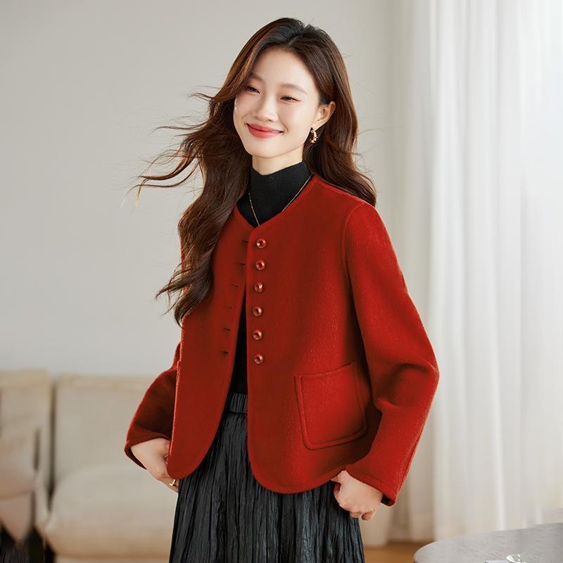 Női rövid chenille kabát Hepburn-stílusban, 2025 tavasza, Spandex 30% alatt, kerek nyak, H-típusú siluett, 3/4 ujjak