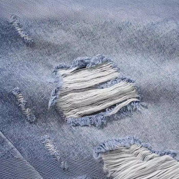 Džins kratke hlače ravnog kroja, srednji pojas, zip zatvarač, 95% pamuka