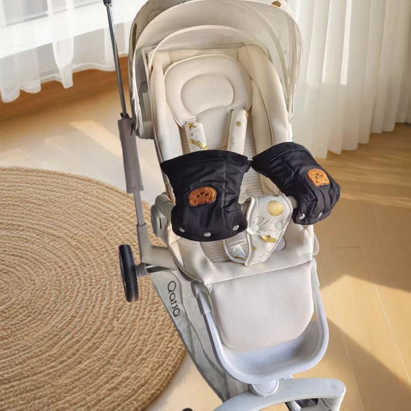 Babakocsihoz való meleg alvózsák beépített kesztyűkkel, szélvédett, poliészter anyag, töltet rost, japán stílus