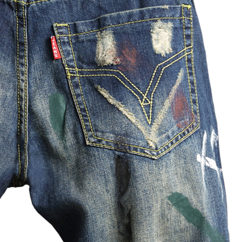 Traperice od denima, ravni kroj, srednji pojas, zakrpe s poderanim detaljima, oprane, zatvarač (79% pamuk)