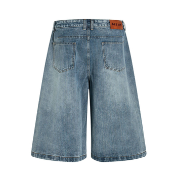 Traper šorc, labav kroj, srednji pojas, zatvaranje na gumbe, opran denim, 93,5% pamuk