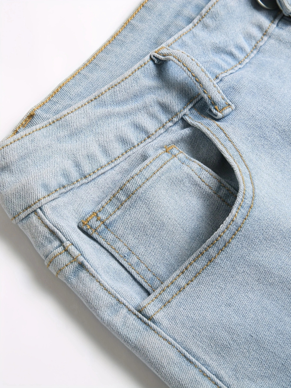 Дънкови къси панталони с разкъсвания, свободна кройка с права линия, британски стил, памук–полиестер–еластан–вискоза смес (51,2% памук, 36,7% полиестер, 1,3% еластан, 10,8% вискоза), средна еластичност