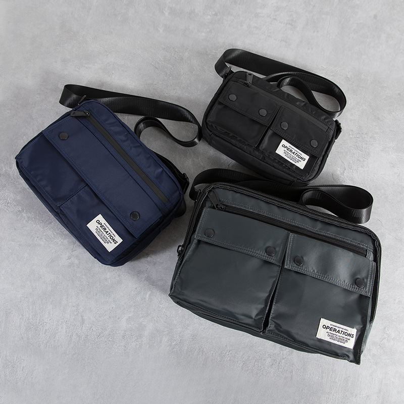 Muška crossbody torba - Urbani minimalistički stil, Oxford tkanina, Vertikalni kvadratni oblik, Zip zatvaranje, Unutarnji džepovi: zip džep, džep za mobitel, džep za identifikaciju