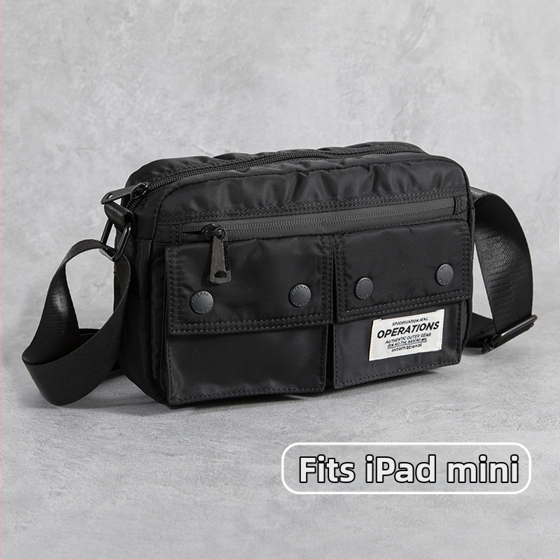 Muška crossbody torba - Urbani minimalistički stil, Oxford tkanina, Vertikalni kvadratni oblik, Zip zatvaranje, Unutarnji džepovi: zip džep, džep za mobitel, džep za identifikaciju