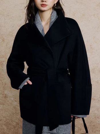 Ženski vuneni kaput sa stojećim ovratnikom, srednje duljine, dvostruki red kopči, 95% vuna, elegantan gradski stil