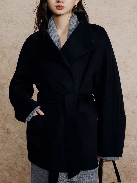 Ženski vuneni kaput sa stojećim ovratnikom, srednje duljine, dvostruki red kopči, 95% vuna, elegantan gradski stil