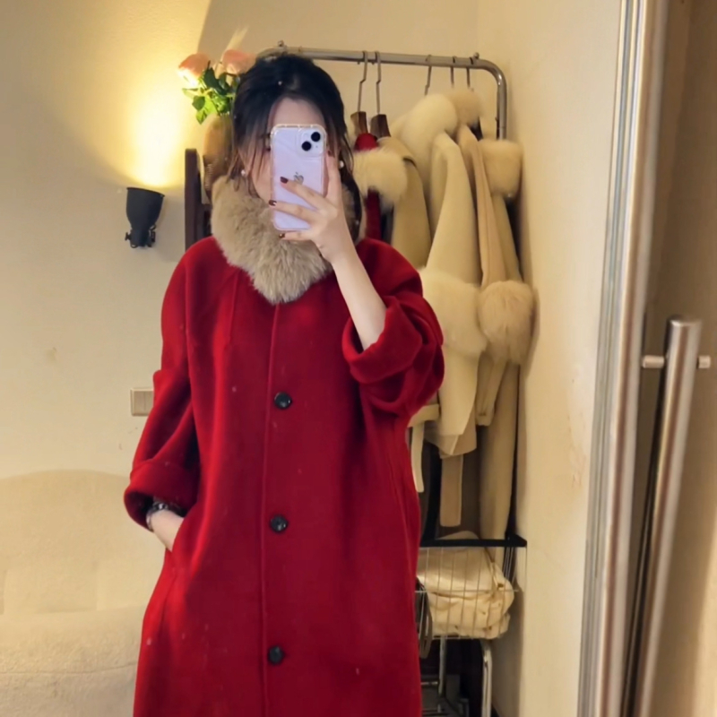Palton de lână pentru femei cu guler din blană de vulpe – croială lejeră, lungime medie, nasturi pe un rând, stil coreean