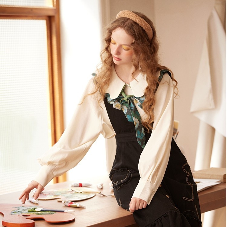 Bluza cu imprimeu floral, croială liberă, guler Peter Pan, mâneci lungi, material spandex