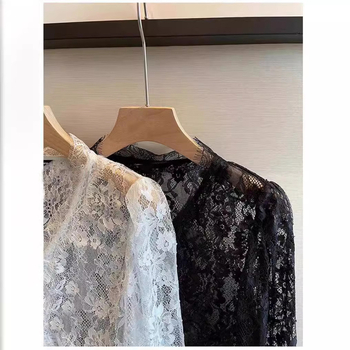 Női csipkés blúz V-nyakúval, hosszú ujjú, hercegnő-stílusú