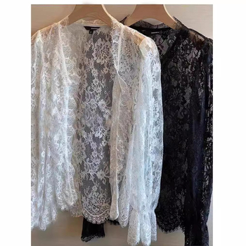 Női csipkés blúz V-nyakúval, hosszú ujjú, hercegnő-stílusú