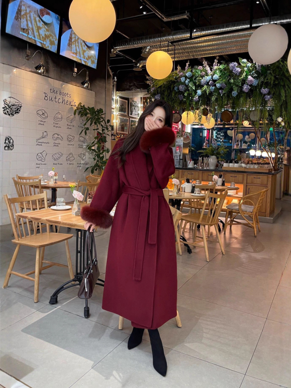 Crveni dvostrano vuneni kaput za žene, s francuskim stilom, dug, uzak struk, jesen 2025