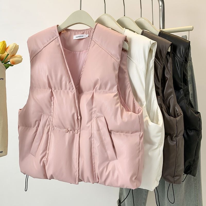 Vesta din piele sintetică, guler în V, fără mâneci, croială în formă de A, fibră poliester