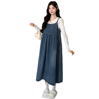 Kismama szett: kötött felső + denim pántos szoknya, koreai stílusú karcsúsító laza megjelenés, hosszú ujjú, denim anyag, középméretű szoknya