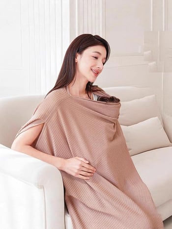 Κάλυμμα Θηλάσματος - Πολυλειτουργικό ελαστικό κάλυμμα θηλασμού, αντιανεμικό και αντηλιακό, με μοτίβο color-block, χωρίς μανίκια, μήκος 65–80 cm, πολυεστέρας 95%+ και έως 30% σπάντεξ