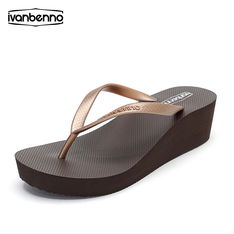 Női flip-flop 5 cm-es klinikus sarokkal, vastag talppal, EVA felsőrésszel, gumírozott talp, kerek orr