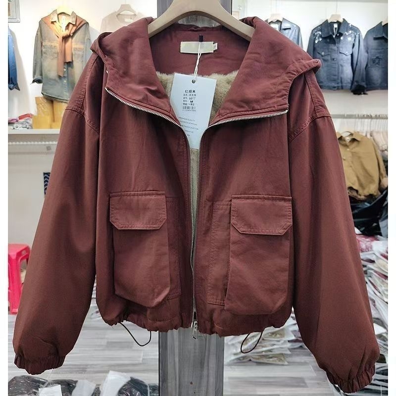 Geacă scurtă cu glugă pentru femei din PVC – maternitate, mărime mică, mâneci 3/4, iarnă 2025