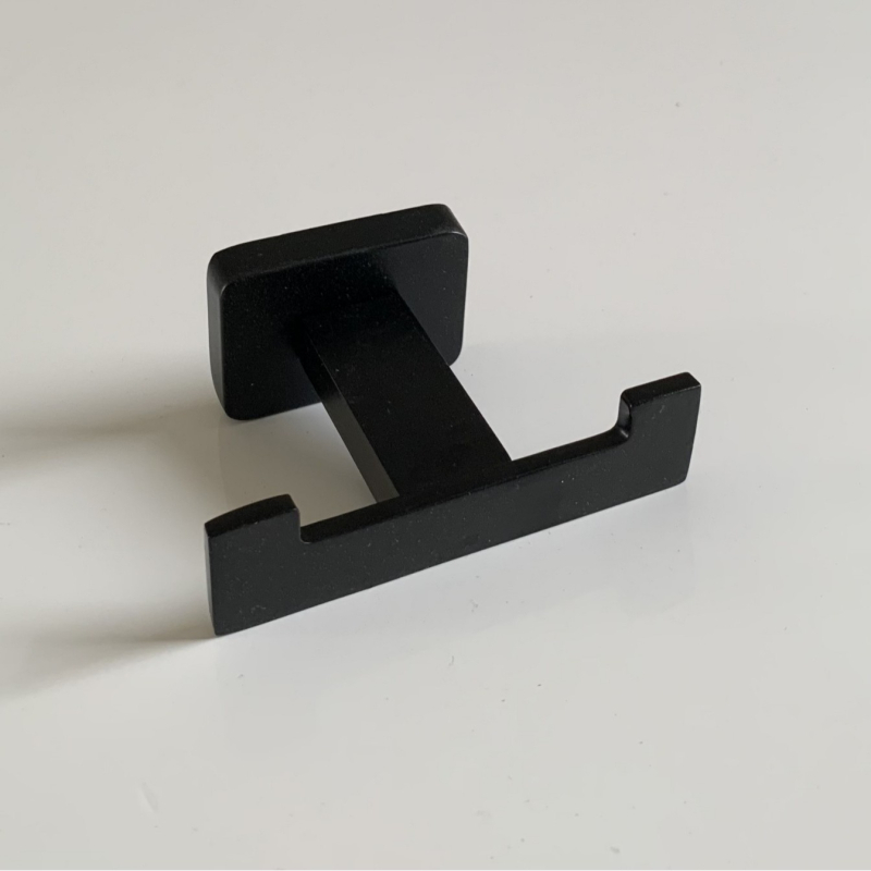 Комплект за държачи за кърпи в баня, неръждаема стомана, 6 части, спрей покритие, монтаж чрез пробиване, носимост 30 кг, модерен минималистичен стил