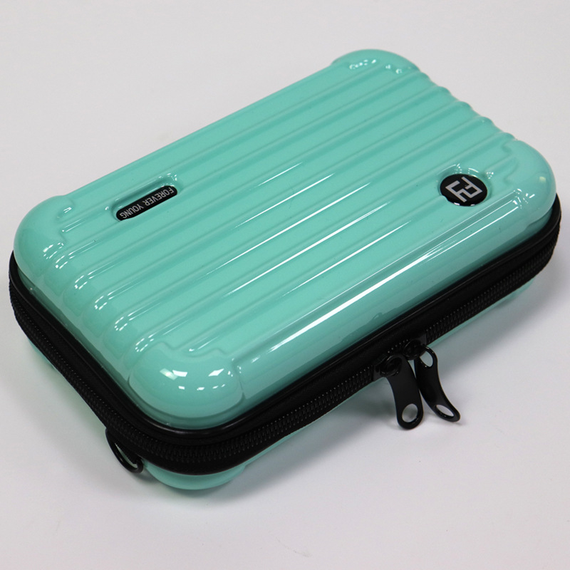 Козметична чантичка с твърд корпус, ABS+PC, водоустойчива, цип