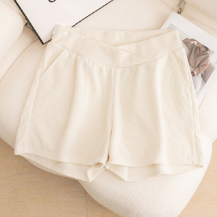 Бременни къси панталони Chenille – свободен силует, 3/4 дължина, абдоминална поддръжка