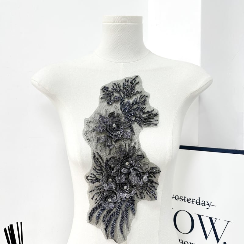 Κεντημένο patch με χάντρες σε διάτρητο ύφασμα για ενδύματα - Πολυεστέρας, κατάλληλο για νυφικά και ρούχα - Μάρκα: New Starting Point