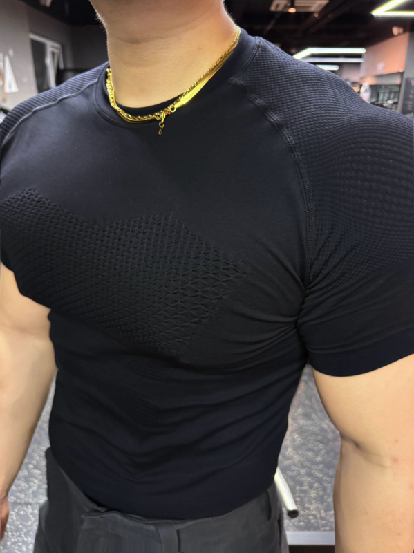 Férfi gyorsan száradó kompressziós edzőfelső futáshoz – rövid ujjú, egyszínű mintázat, 90% Spandex, bélés 90% Nylon, nyár