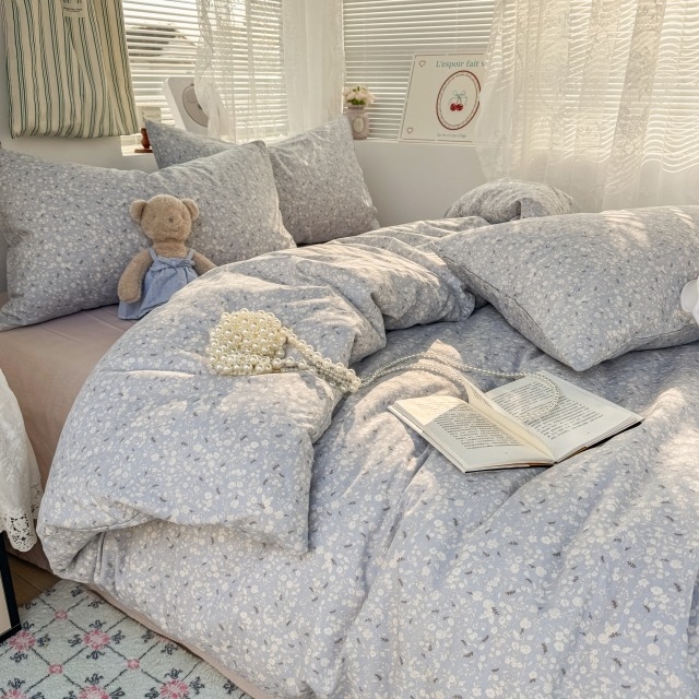 Négy darabos ágyneműkészlet 100% pamutból virágos mintával, minden évszakra, tömeg 2,5–3,0 kg, reaktív nyomtatás és digitális nyomtatás