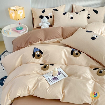 Gyerekeknek készült négy részes ágyneműkészlet 100% pamutból, Cartoon mintával, reaktív nyomtatás, hímzés és steppelés, 40-count, textil sűrűsége 133x72, nyár