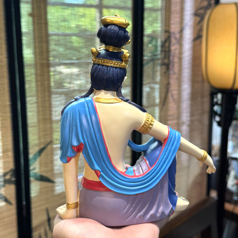 Avalokiteshvara Bodhisattva szobor, gyantából készült, Hongyikang márka, új kínai stílus