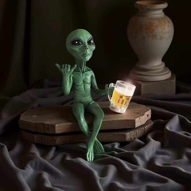 Socha od smole: vanzemirac UFO za vrt – vanjska dekorativna skulptura
