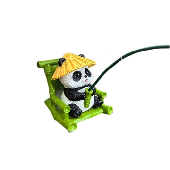Akváriumi dekor Panda horgász miniatűr – gyanta, pásztor-stílusú, rajzfilmfigurás, ajándékba illő