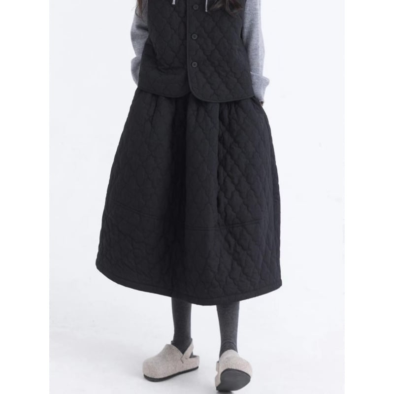 Szoknya, akril szálból készült, 2024 téli kiadás, street hipster stílus, aszimmetrikus szabás.