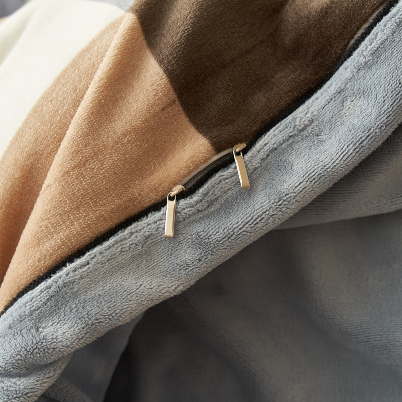 Tej velúr ágyneműkészlet, quiltált, csíkos, geometriai és négyszögletes mintákkal, téli négyrészes készlet