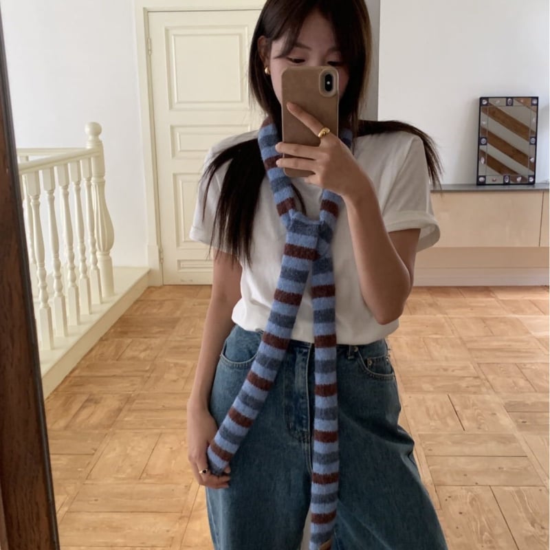 Közepes hosszúságú kézzel kötött sál warp knitting technikával, gyapjúkeverék anyag, japán és dél-koreai stílus, téli melegen tart