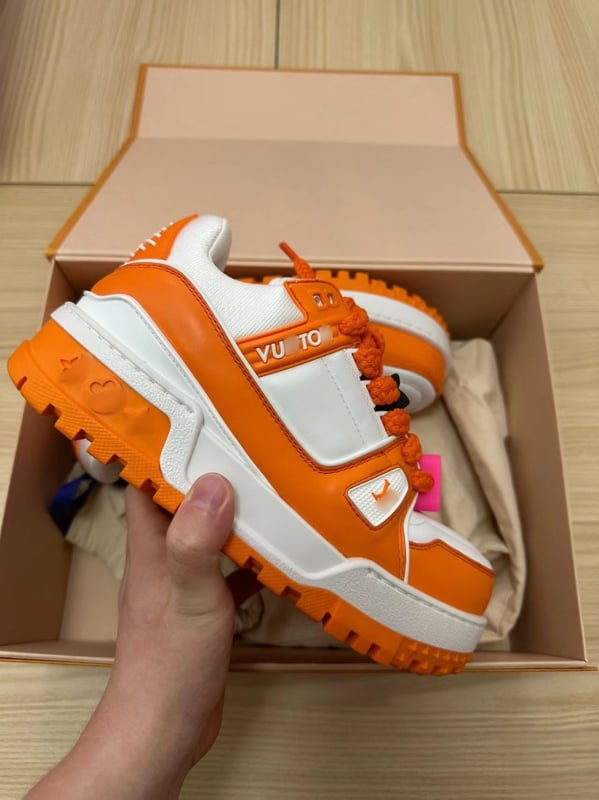 Adidași unisex cu dungi, talpă groasă, șireturi, partea superioară din piele de vită de primă calitate, talpă din cauciuc natural