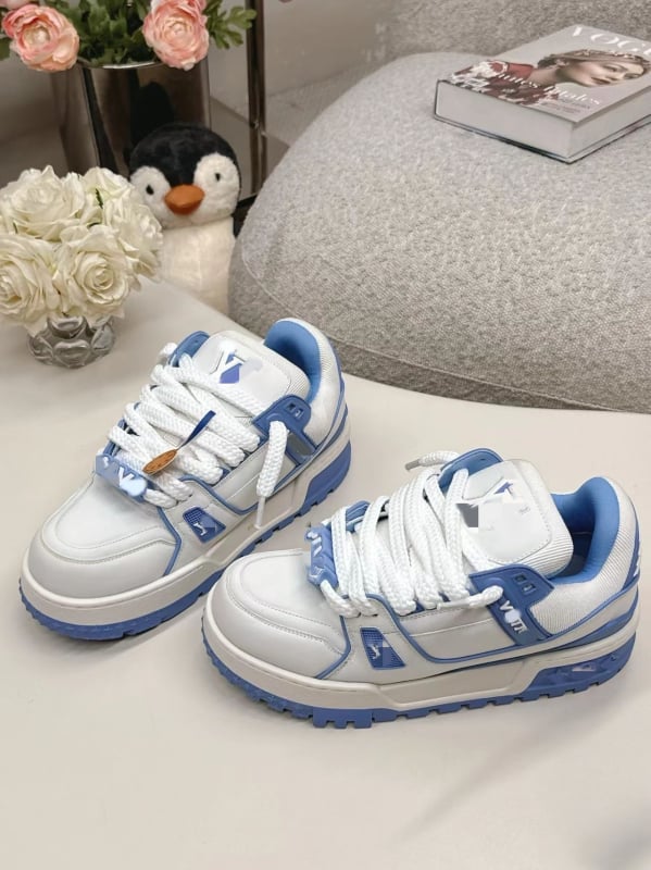 Adidași unisex cu dungi, talpă groasă, șireturi, partea superioară din piele de vită de primă calitate, talpă din cauciuc natural