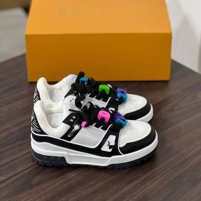 Adidași unisex cu dungi, talpă groasă, șireturi, partea superioară din piele de vită de primă calitate, talpă din cauciuc natural