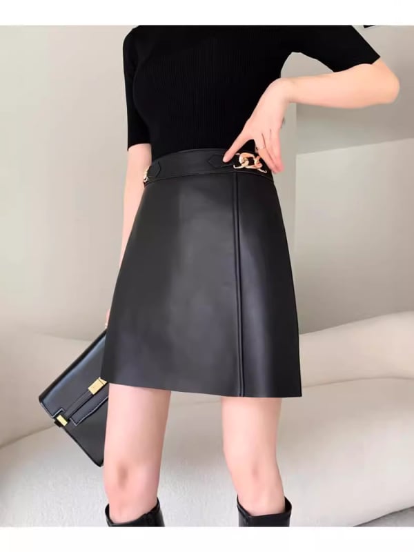 Ženska kožna mini suknja, visokim strukom, uskim krojem, gradski stil, pogodna za svakodnevno kretanje