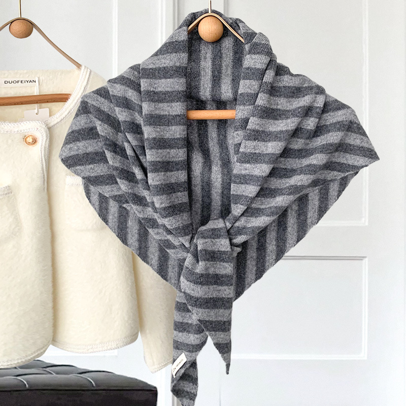 100% вълнен триъгълен шал за жени, зимен, райета, мек и плътен, плетен метод: warp, произход: Jinhua