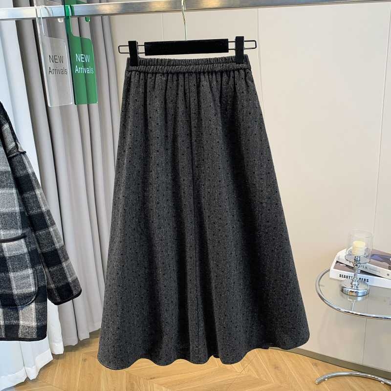 Дамска вълнена дълга плисирана пола с точков принт, елегантен делови стил