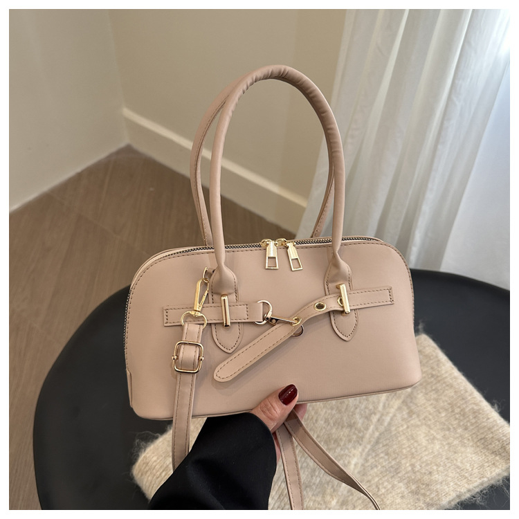 Ženska crossbody torba ispod pazuha - PU koža, gradski minimalistički stil, zatvarač, najlon podstava, dvostruki remen