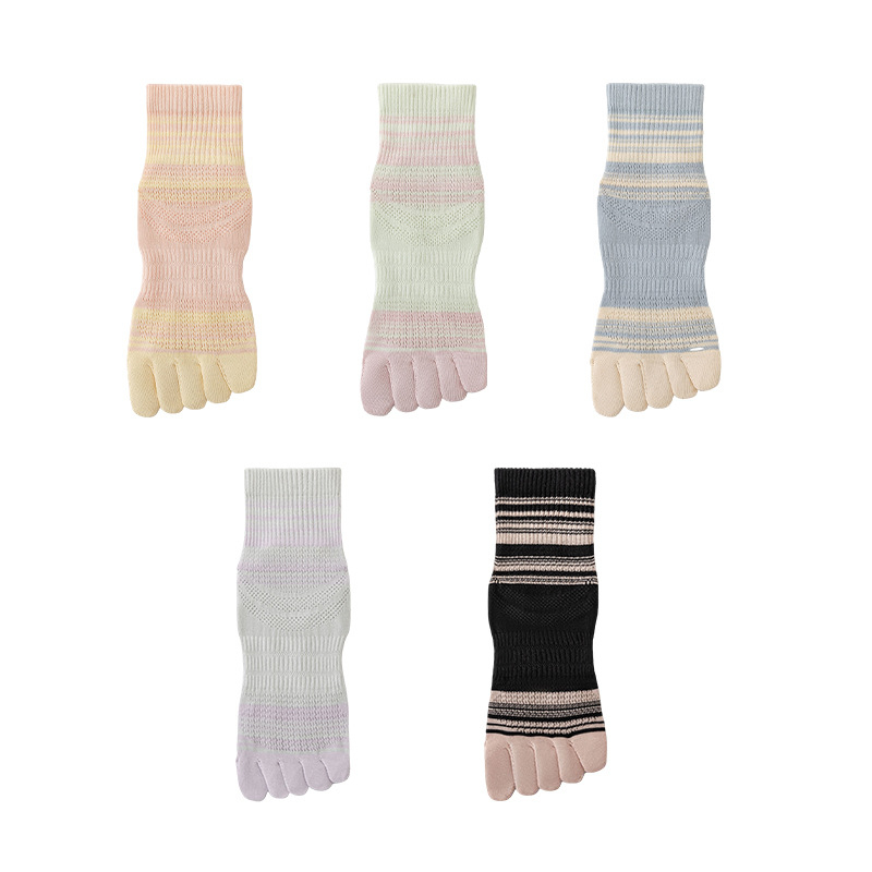 Ženske pet prstiju čarape — prozračne od combed cotton, 70–80% pamuka, anti sklizanje, upijanje znoja, trenje; uzorak: usklađeni boje; visina cijevi srednja